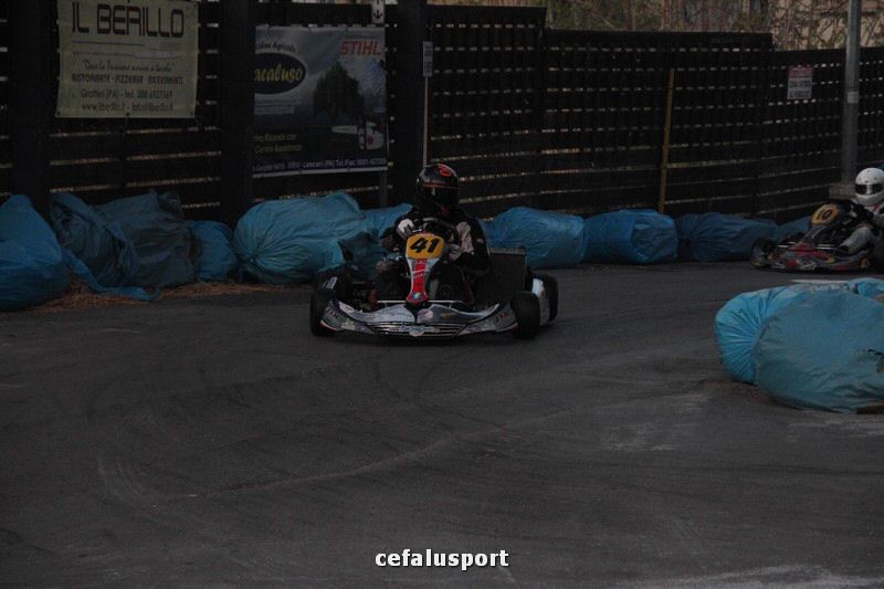 111120 sport2 417_tn.jpg